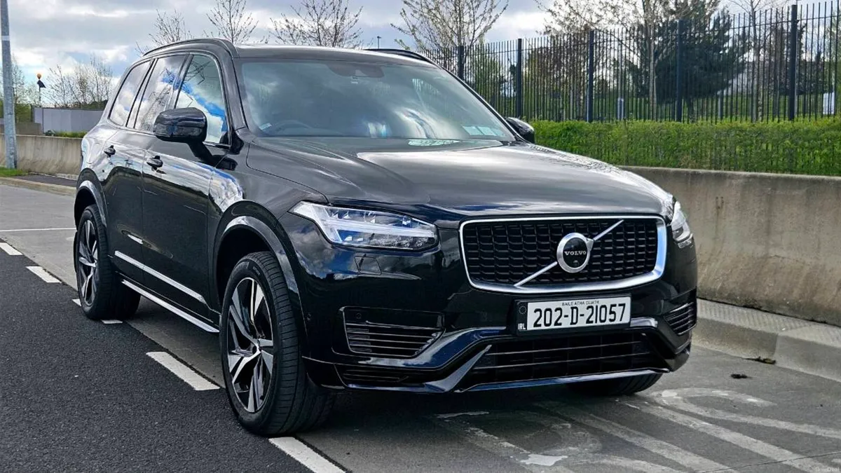 Volvo XC90 R-Design T8 AWD 7 Seater 2020 (202) - Image 1