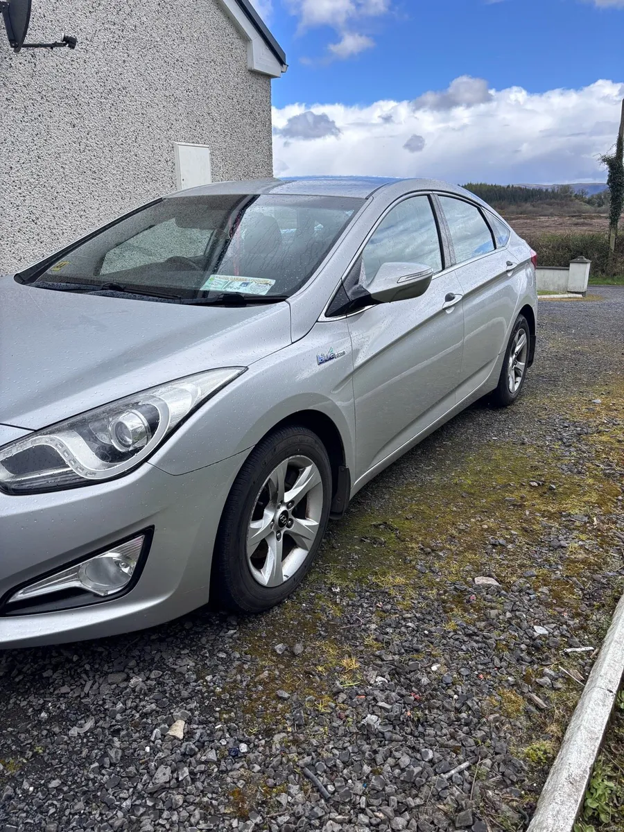 2012 Hyuandi I40 1.7 - Image 1