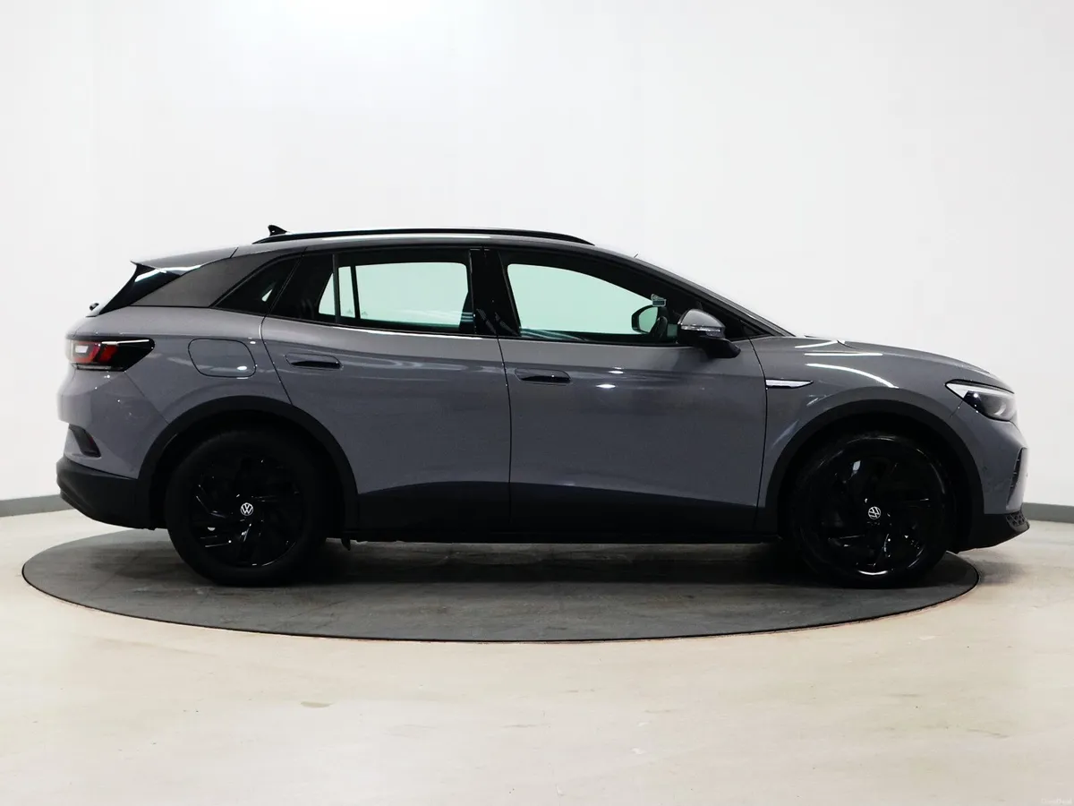 *85* 2023 Volkswagen ID.4 life - Image 3