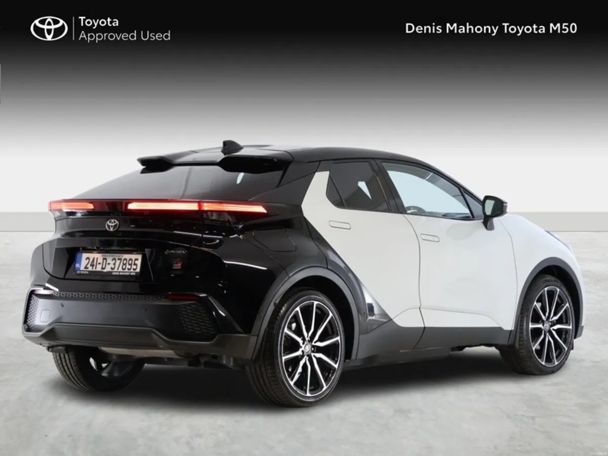 Toyota C-HR GR Sport Premiere Plug-in - Image 2
