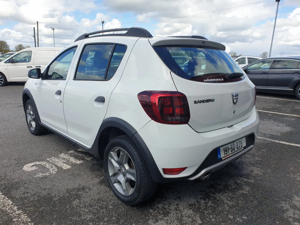 Dacia Sandero Stepway 1.5DCI - Image 4