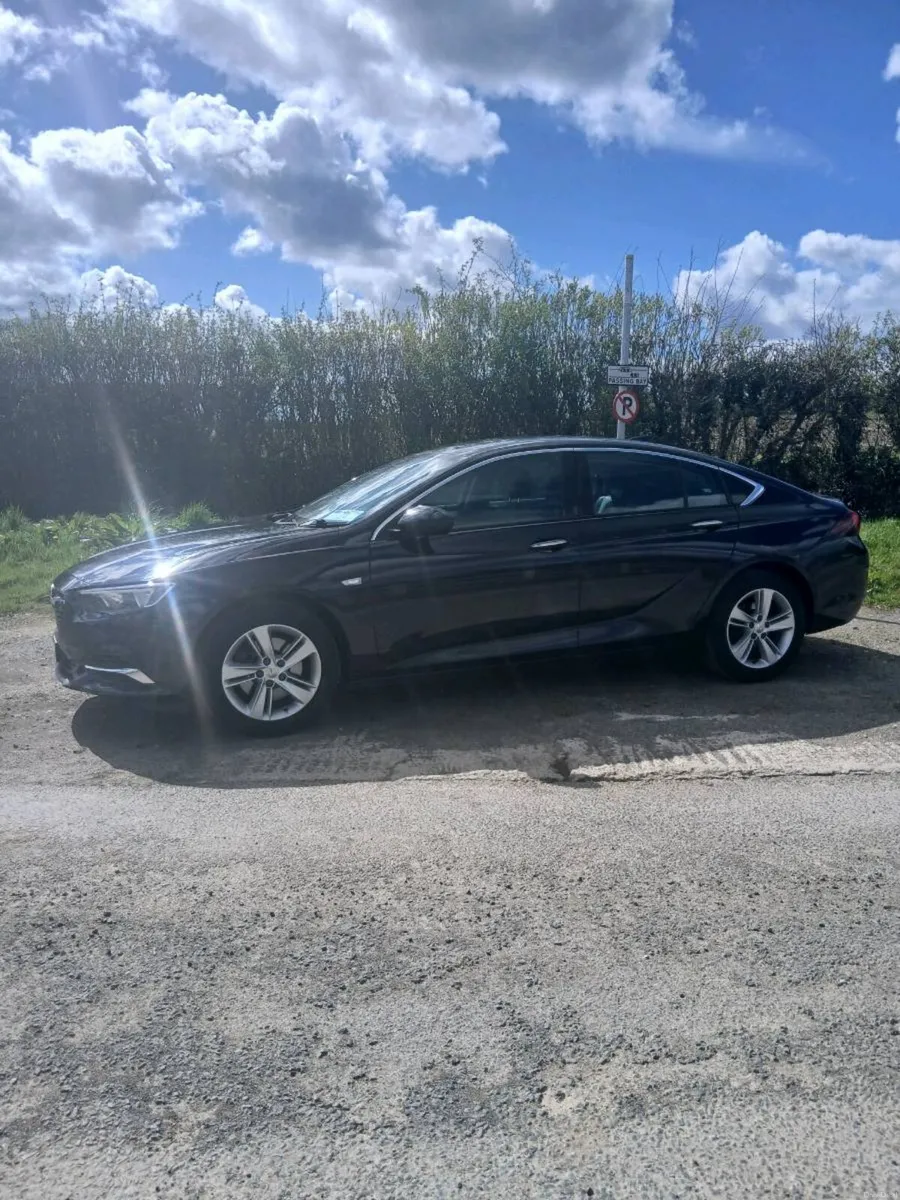 Opel insignia 2.0 Grandsport nct 01/28 - Image 1