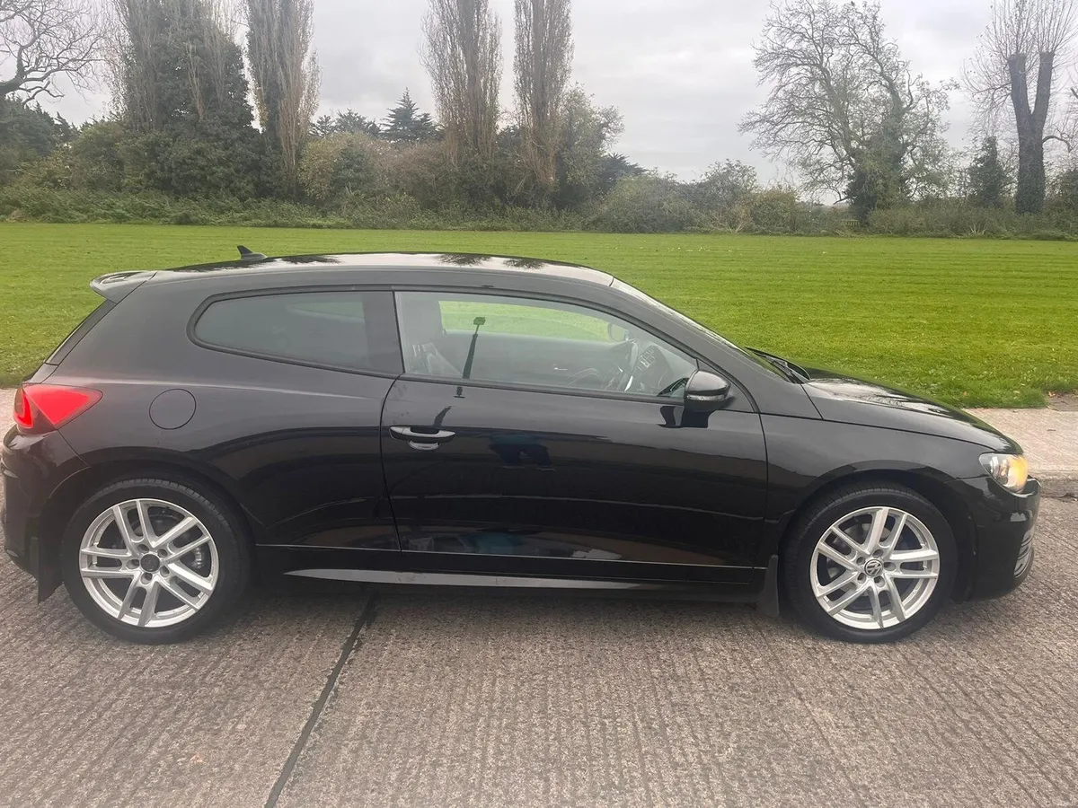 2014 Sirocco in excellent condition - Image 2