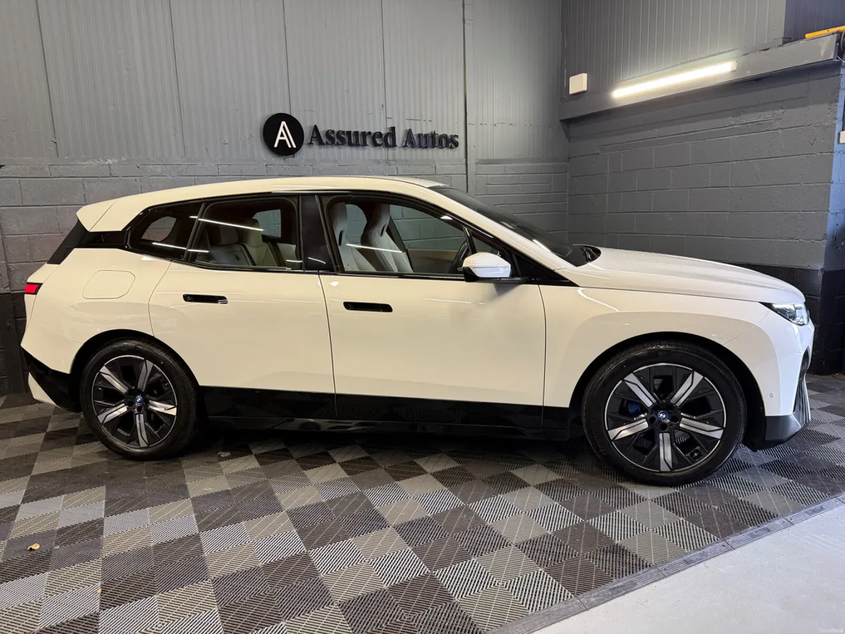 232 BMW iX40 M-Sport XDrive - Image 2