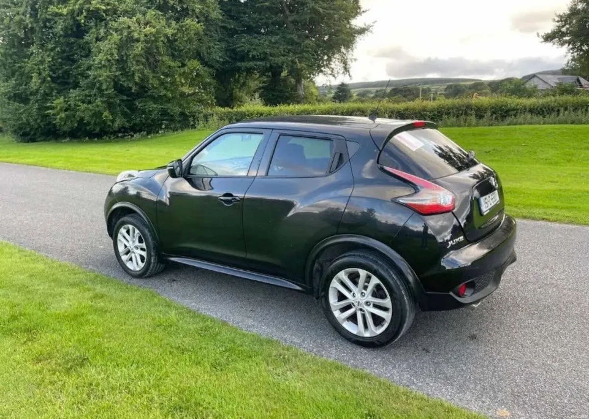 2015 Nissan Juke - Image 3