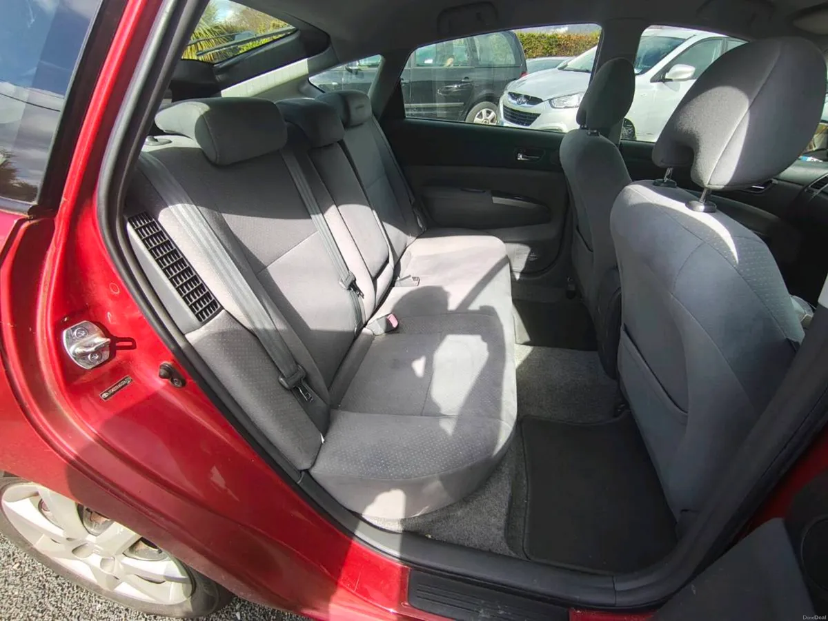 75k Miles NCT 08/26 Tax 09/26 Toyota Prius Hybrid - Image 4