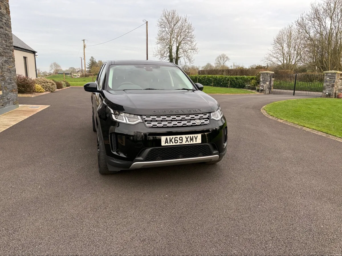 Land Rover Discovery Sport 2020 - Image 1