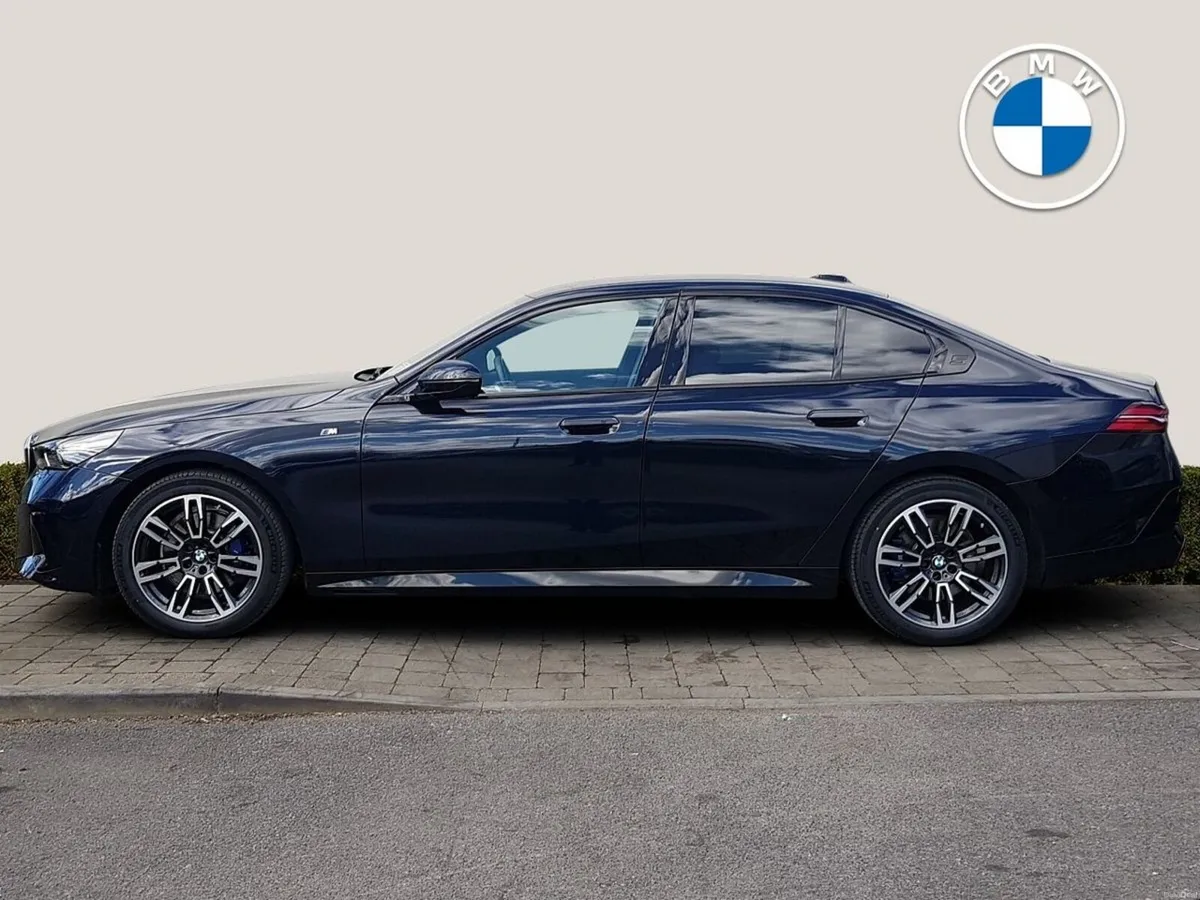 BMW 5-Series 520i M Sport - Image 3