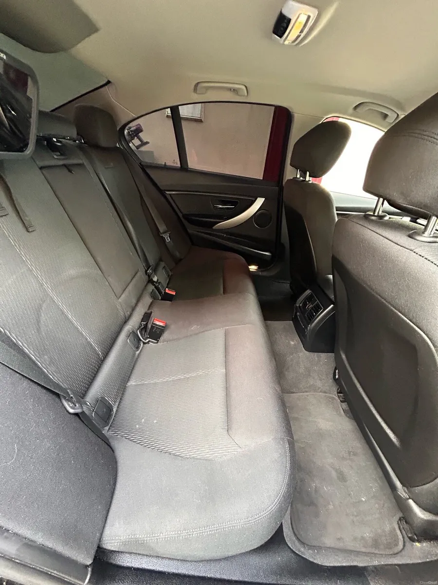 BMW 330e, last price drop. Well maintained - Image 3