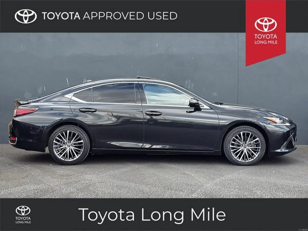 Lexus ES 2.5 Hybrid Premium 4dr - Image 4