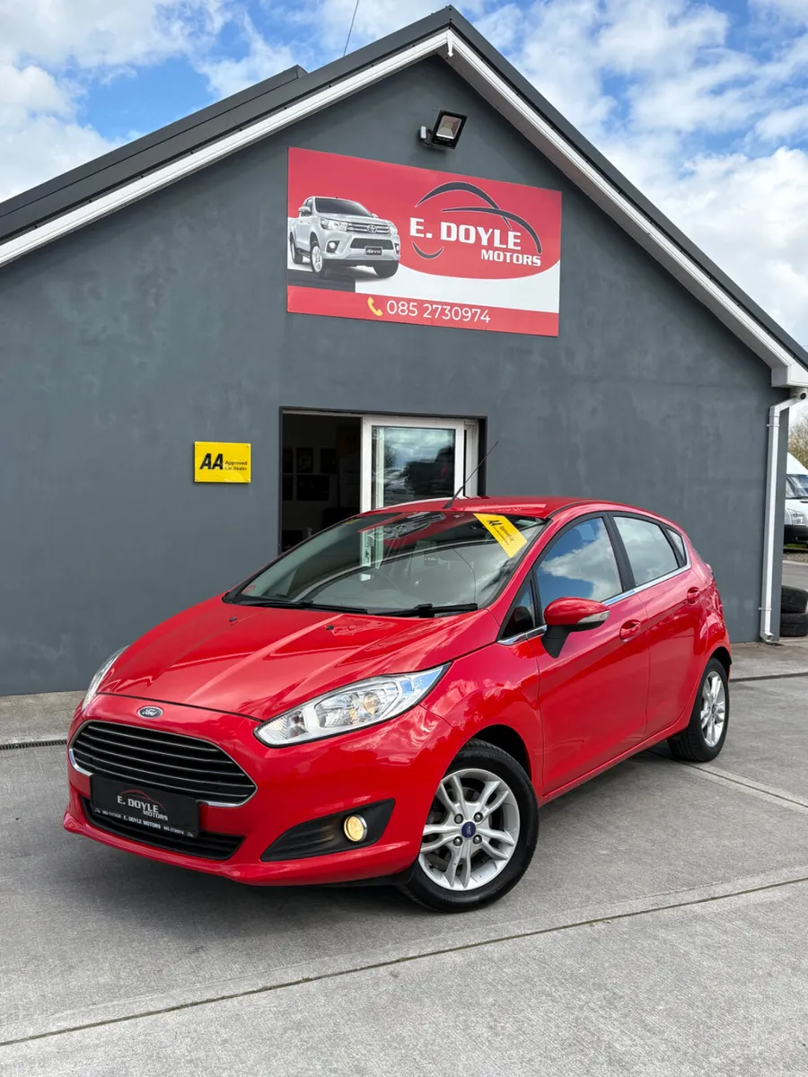 2015 Ford Fiesta ZETEC 1.25 - Image 2