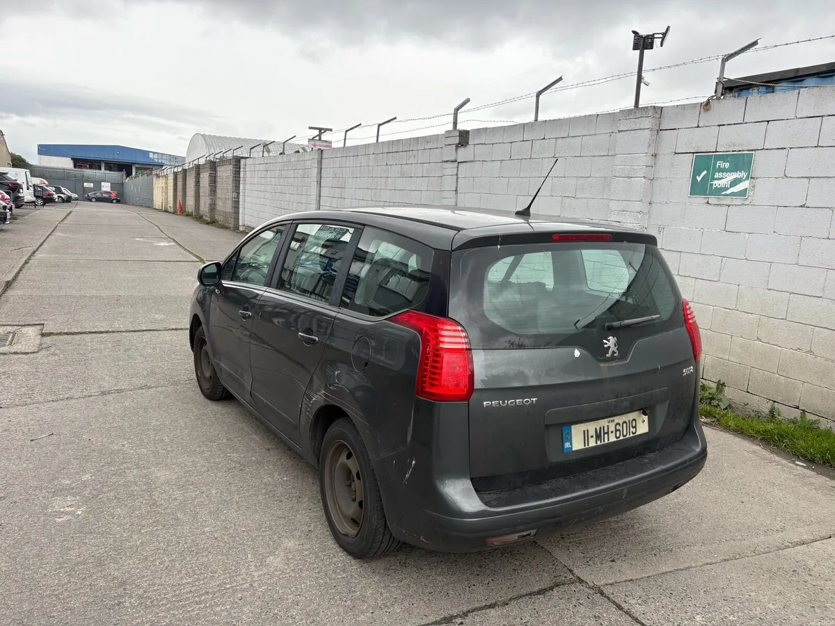 Peugeot 5008 - Image 4
