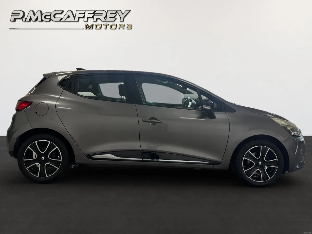 2015 Renault Clio 1.2 Auto Dynamic - Image 4