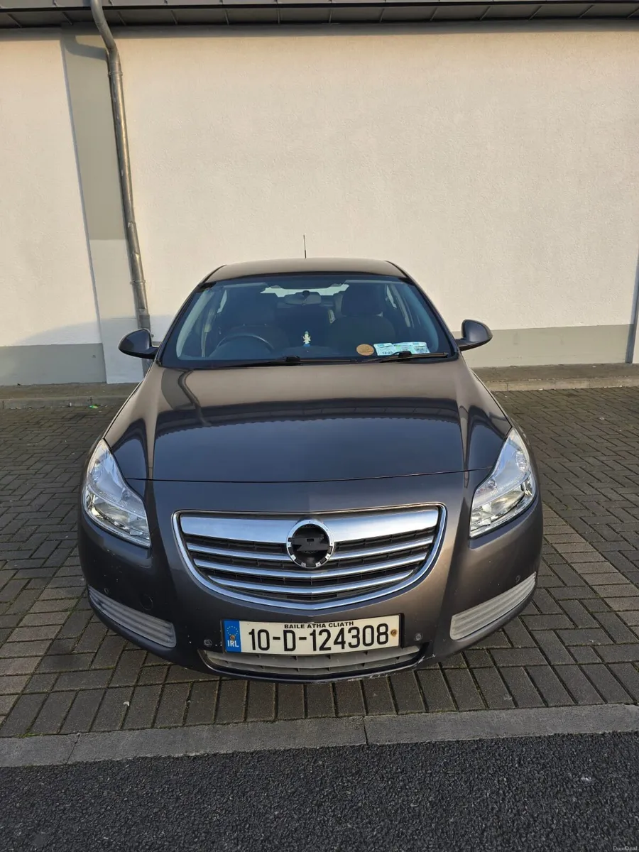 Opel insignia 2.0 diesel tax year nct year €1999 - Image 1