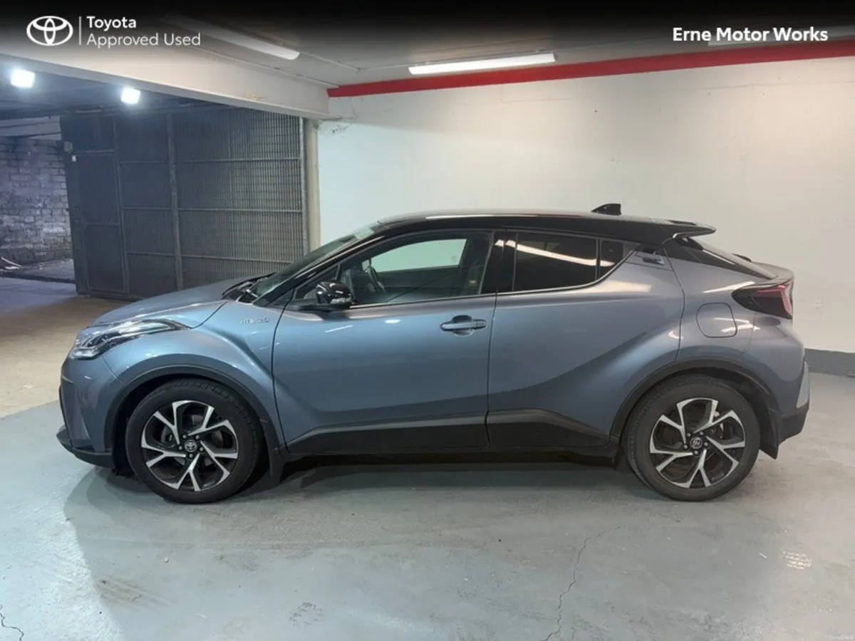 Toyota C-HR C-HR 1.8 HYBRID SPORT BI- - Image 2