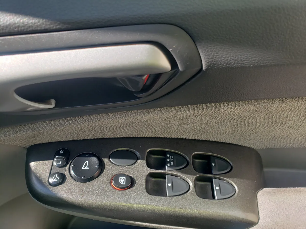 Honda Civic 2008 hybrid - Image 3