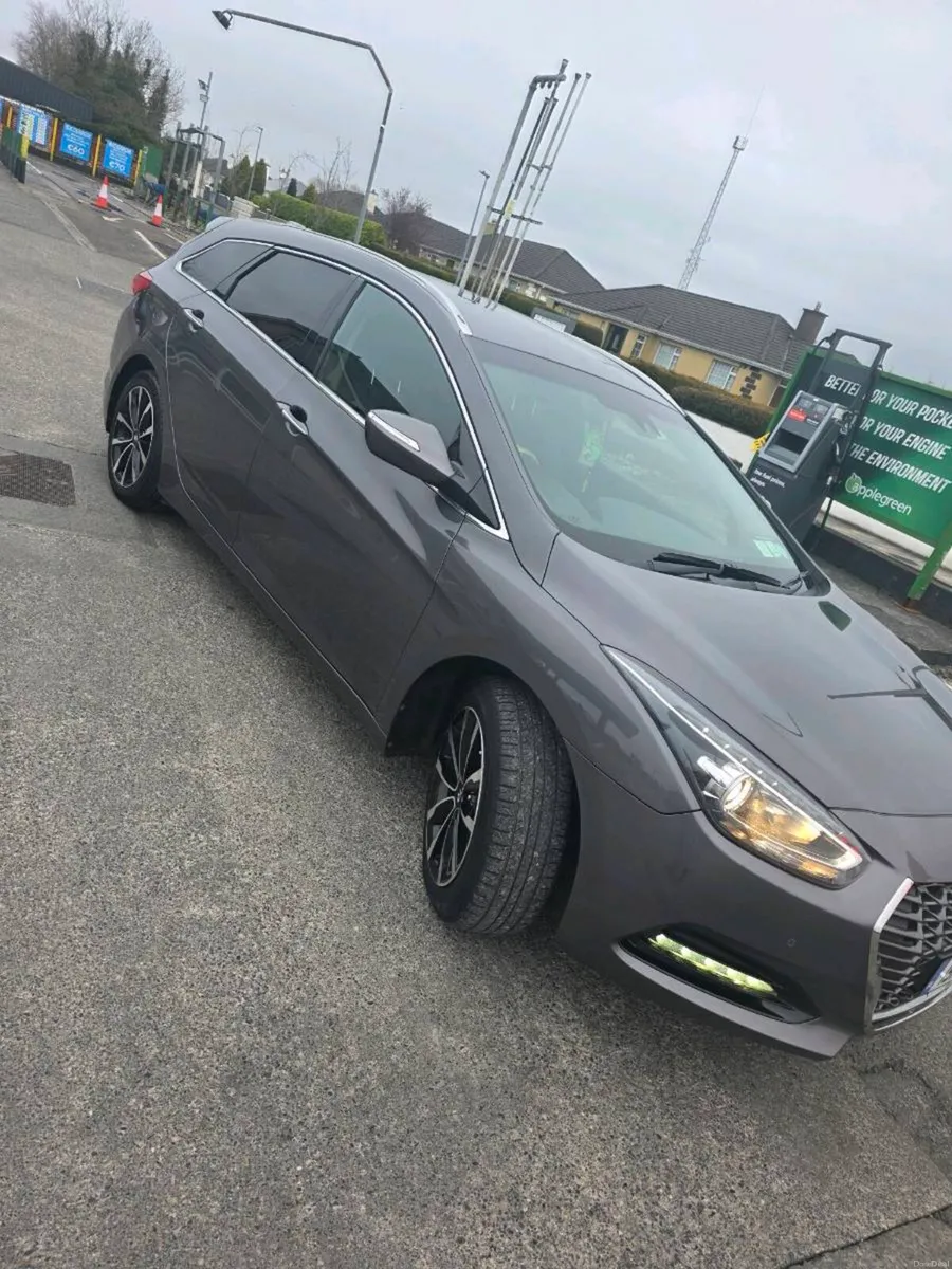 2019 hyundai i40 estate nctd may swap - Image 3