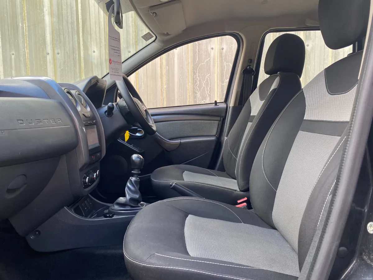 Dacia Duster 2018//PRESTIGE//FINANCE AVAILABLE/// - Image 4