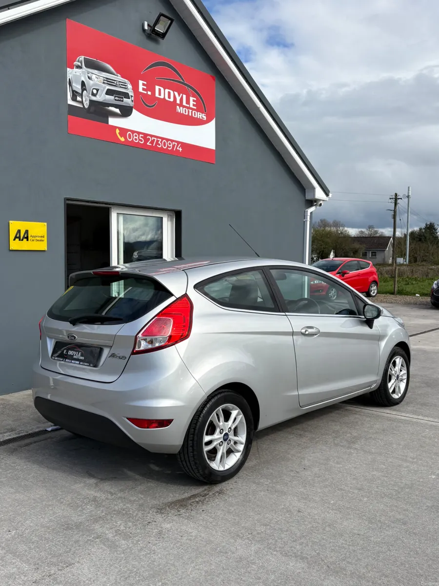 Ford Fiesta 2015 Zetec 1.25 manual - Image 3