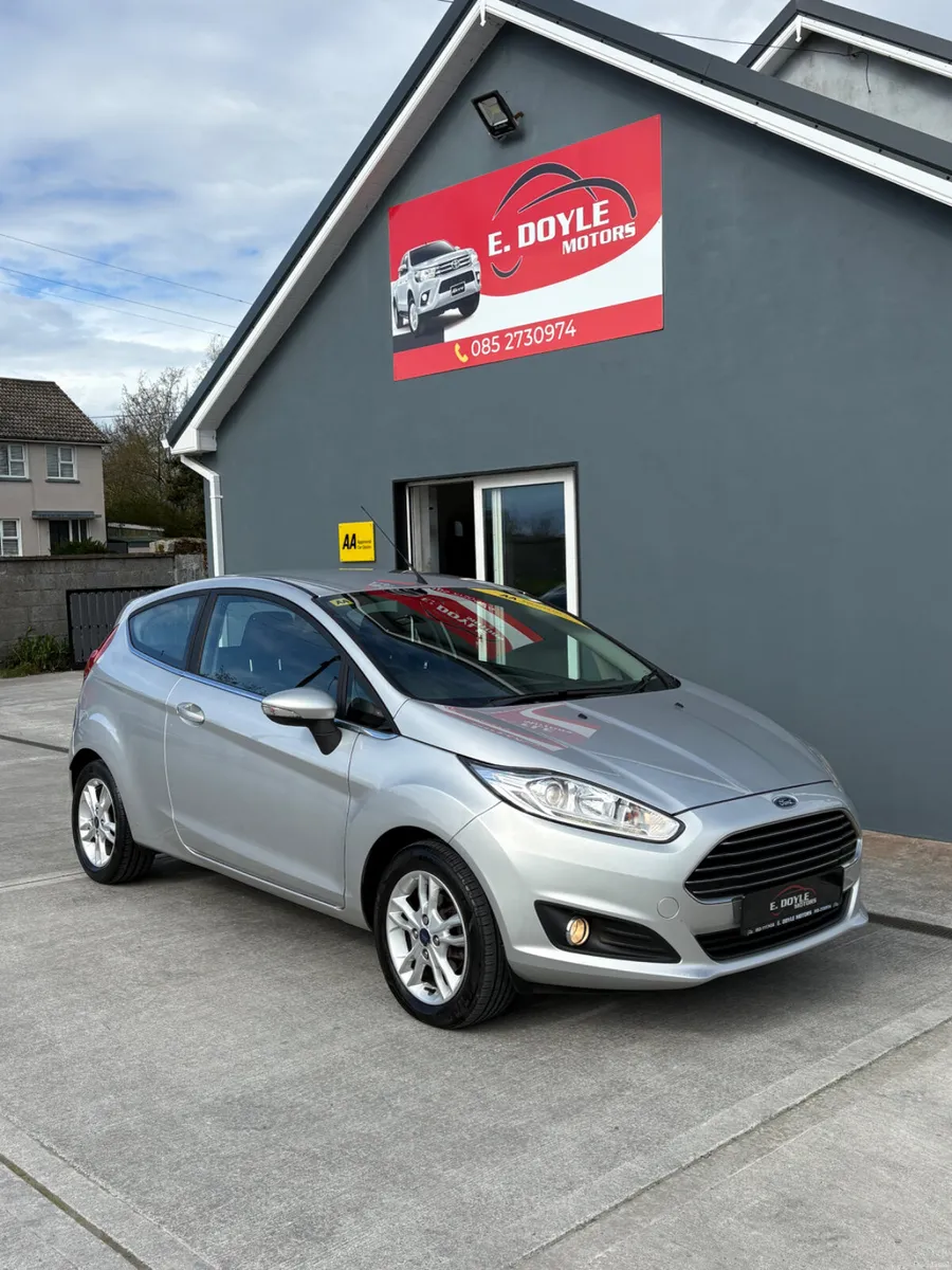 Ford Fiesta 2015 Zetec 1.25 manual - Image 4