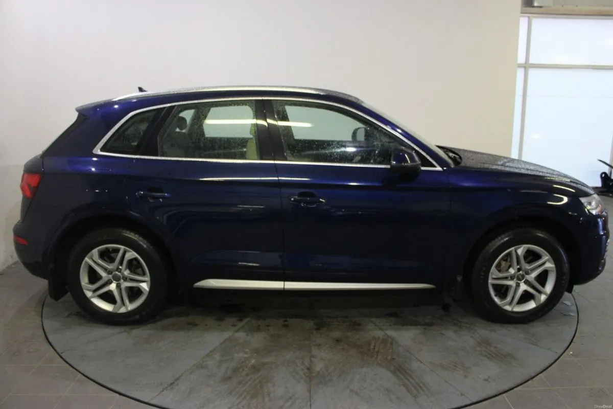 Audi Q5 35TDI S-Tronic quattro SE - TENDER 6 - Image 4