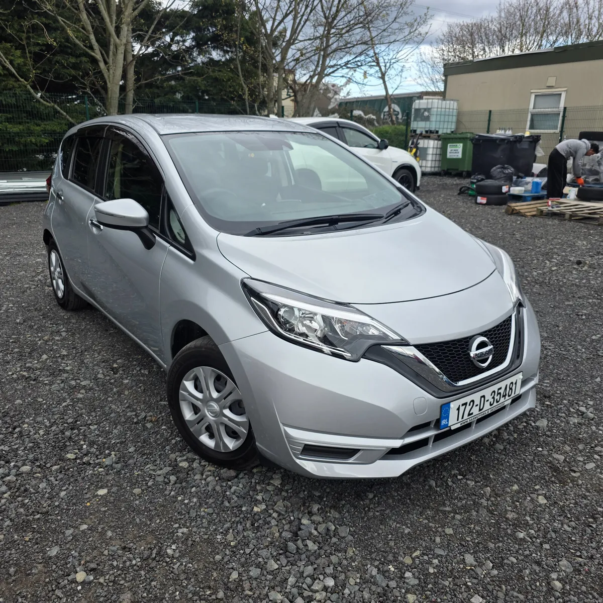 Nissan Note 2017 Automatic - Image 3