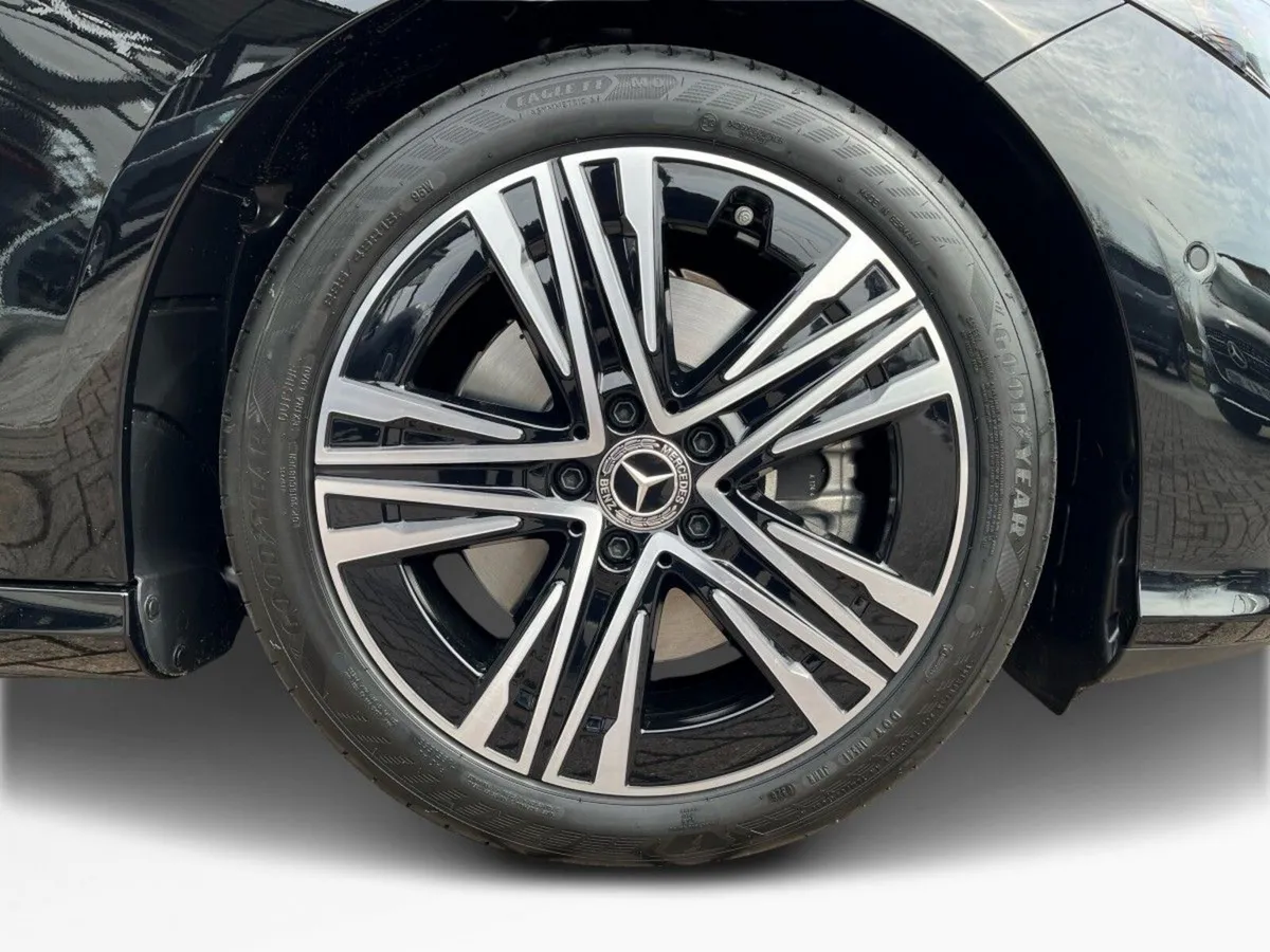 Mercedes-Benz CLA 200 Progressive Line HEV Saloon - Image 5