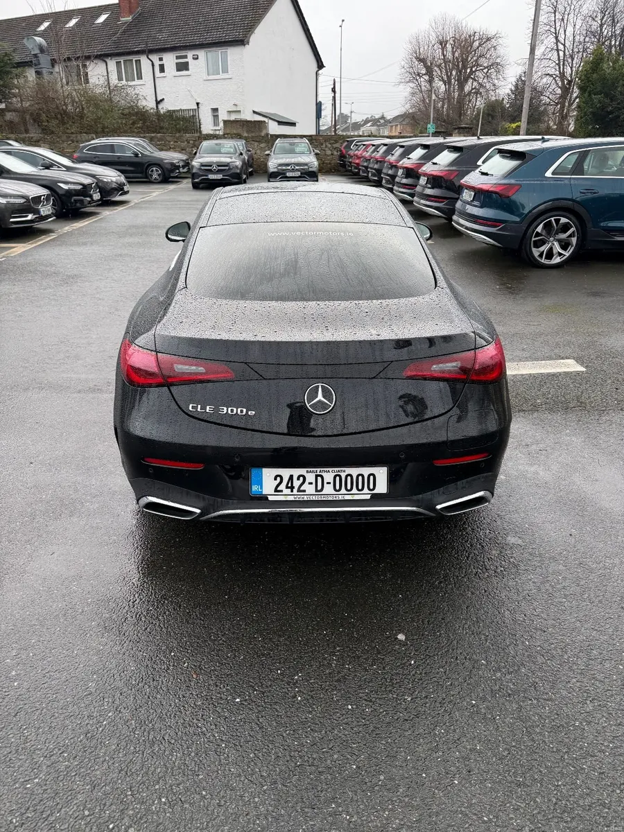 2024 Mercedes-Benz CLE 300 E AMG Line Premium - Image 4