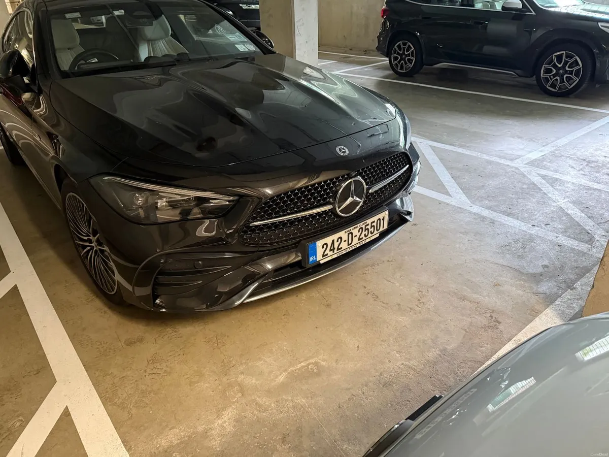 2024 Mercedes-Benz CLE 300 E AMG Line Premium - Image 3