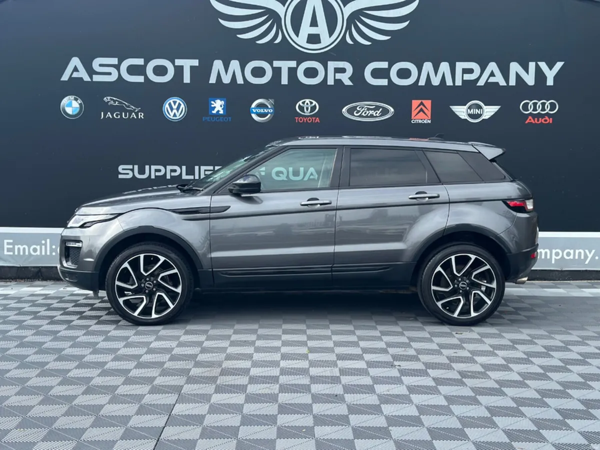 Land Rover Range Rover Evoque 2.0 ED4 SE TECH 2WD - Image 4