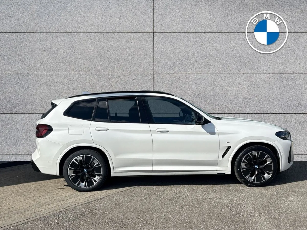BMW iX3 M Sport Pro - Image 4