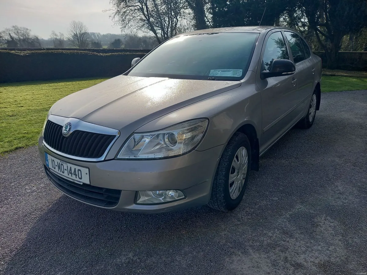 Skoda Octavia 2010 - Image 1