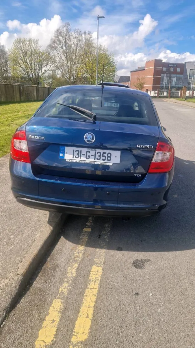 Car skoda rapid - Image 2