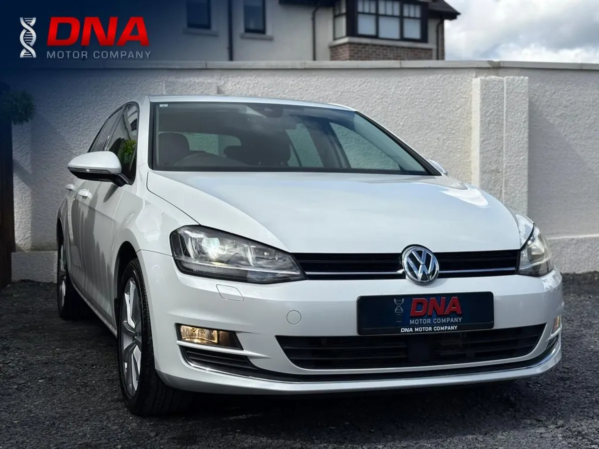 Volkswagen Golf AUTO - LOW KM - Image 1