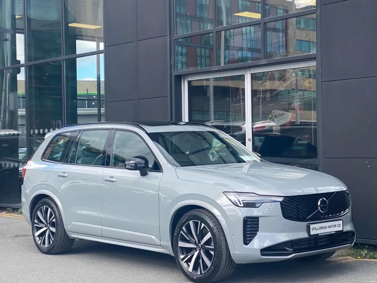 Volvo XC90 T8 Dark Plus AWD Auto (PHEV) - Image 3