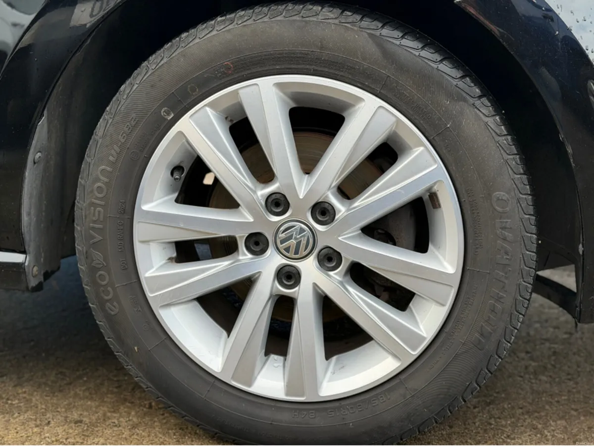 Volkswagen Polo TRENDLINE 1.0 60HP MANUAL 5SPEED 5 - Image 3