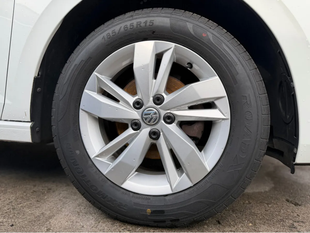 Volkswagen Polo LOW MILEAGE TRENDLINE 1.0 MANUAL 5 - Image 4