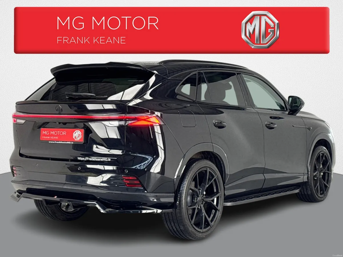 MG HS HSE EXCLUSIVE PHEV-24.7KWH WITH BLACK PACK** - Image 4