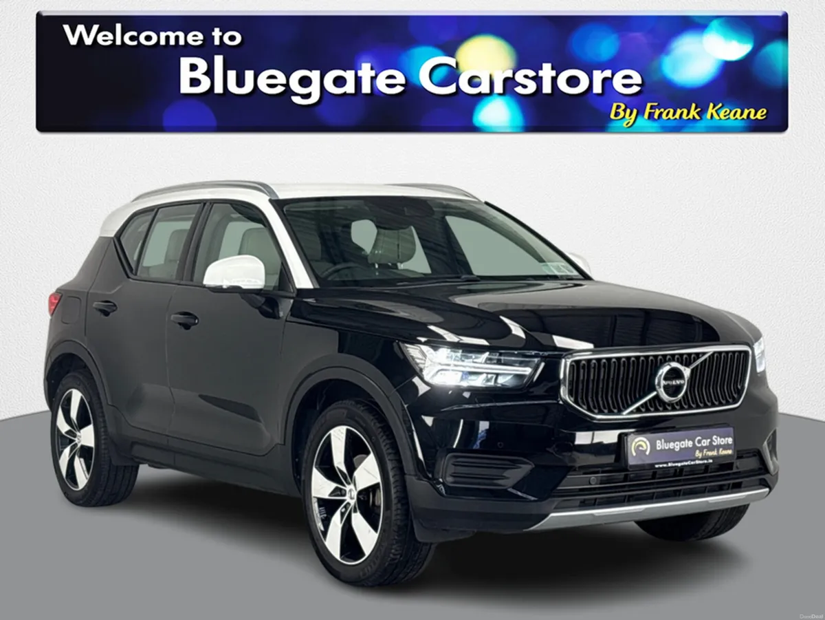Volvo XC40 T2 MOMENTUM**FRONT HEATED SEATS**HEATED - Image 1