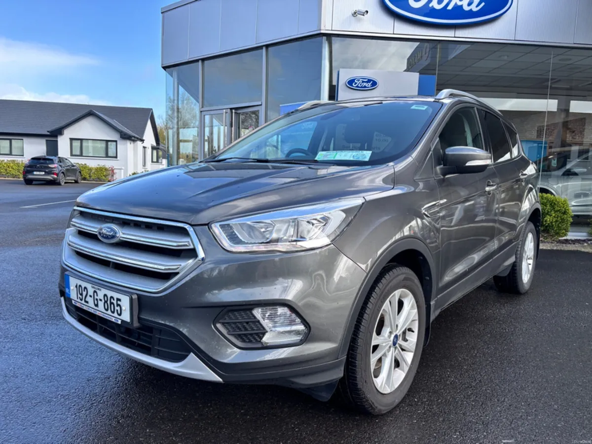 Ford Kuga TITANIUM 1.5 TDCI 120PS 4DR MAN - Image 3