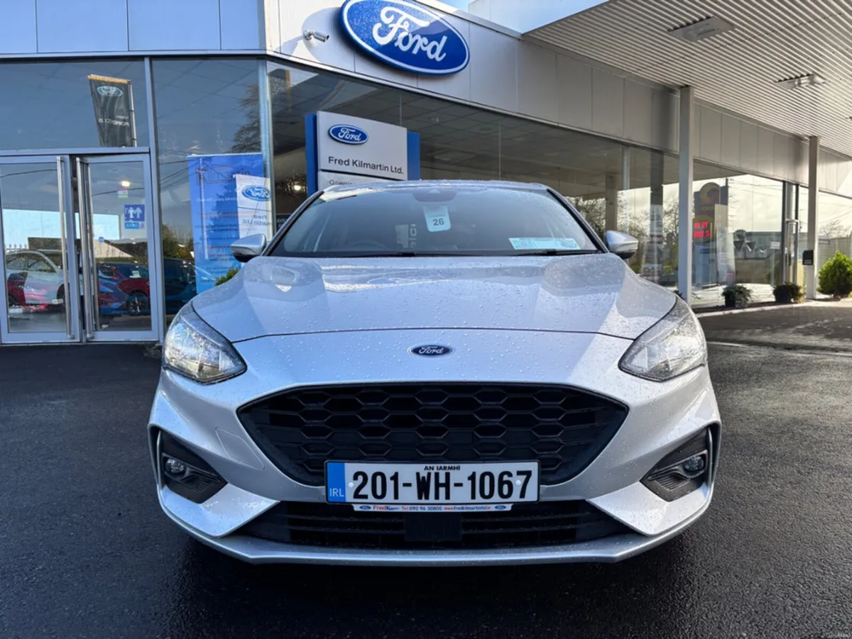 Ford Focus ST-LINE 5DR 1.5 TD 120 S6.2 M6 5DR - Image 2