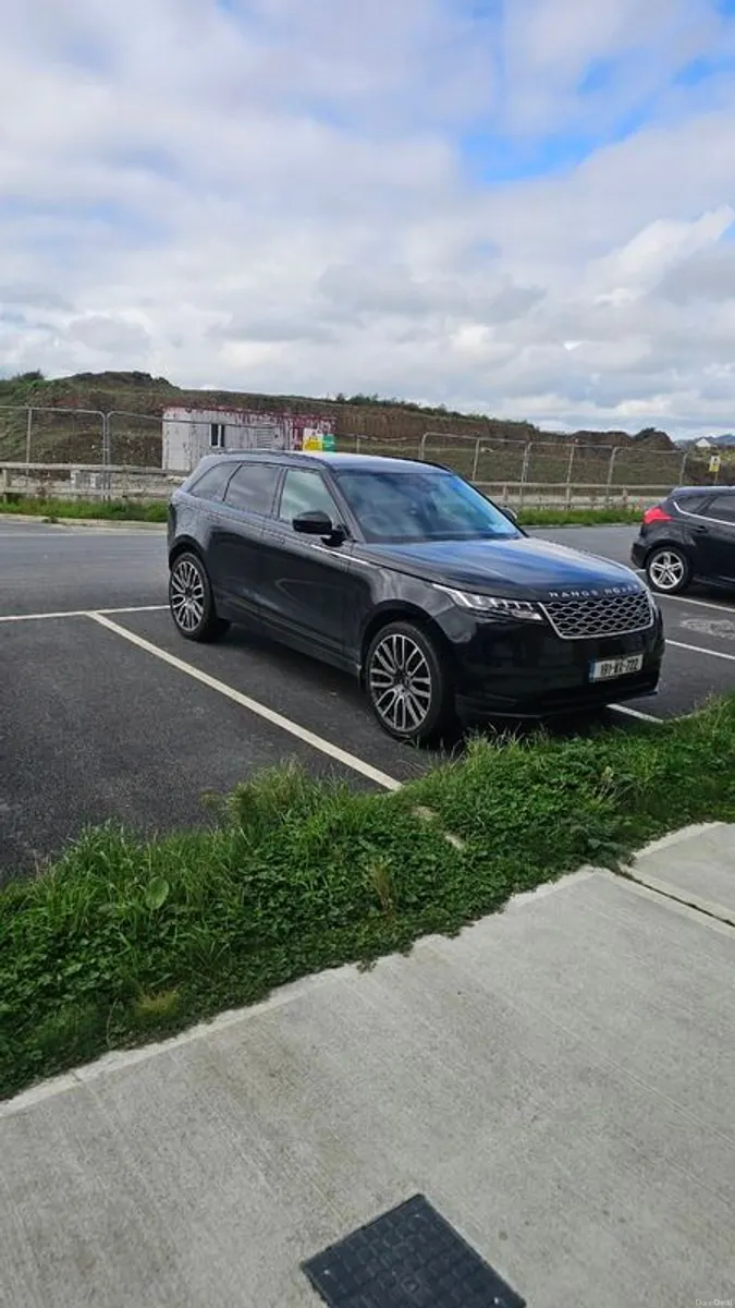 2019 Land Rover Range Rover Velar - Image 2