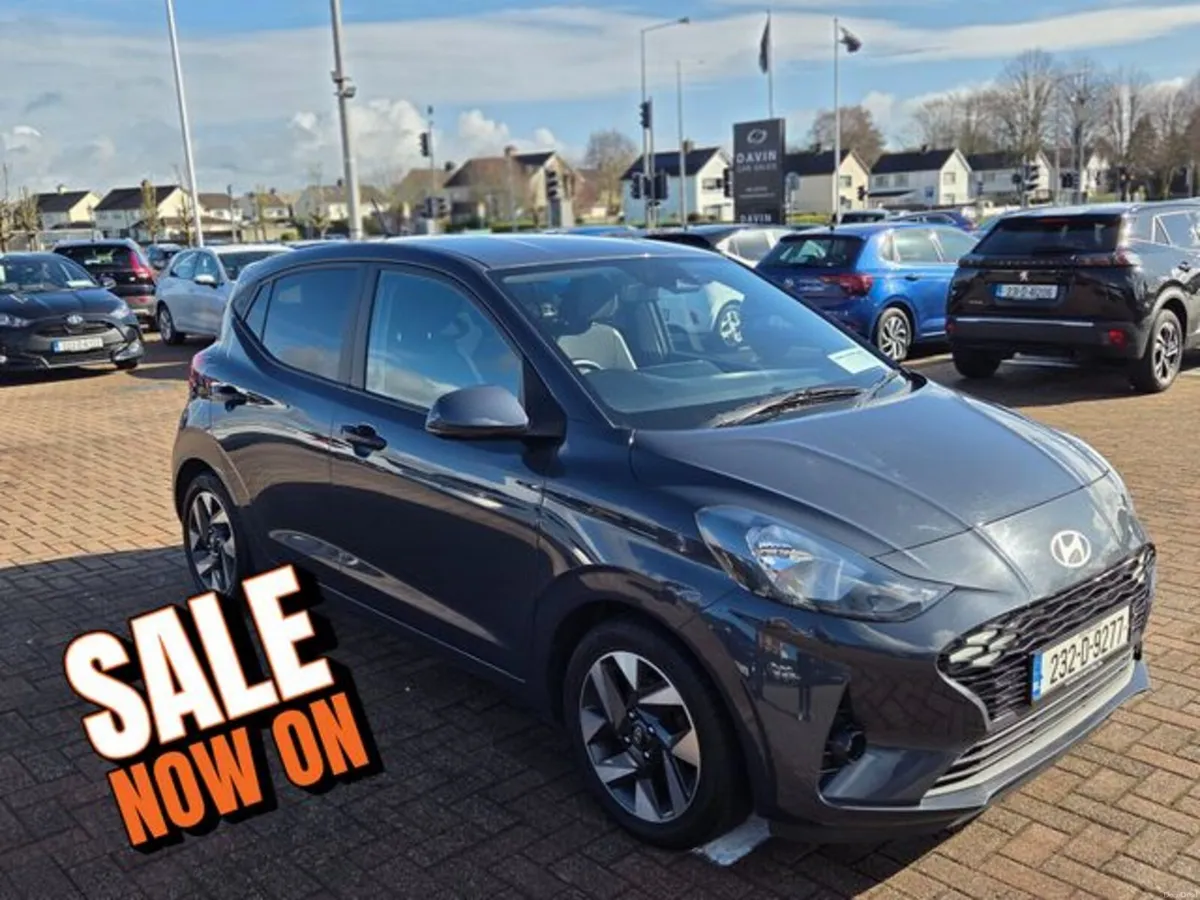 Hyundai i10 Deluxe Plus 5DR - Image 1