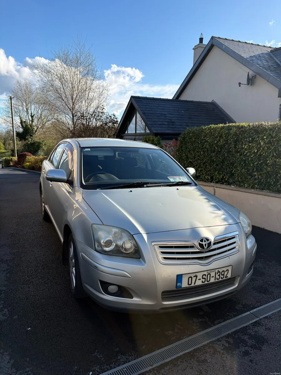 Toyota Avensis - Image 1
