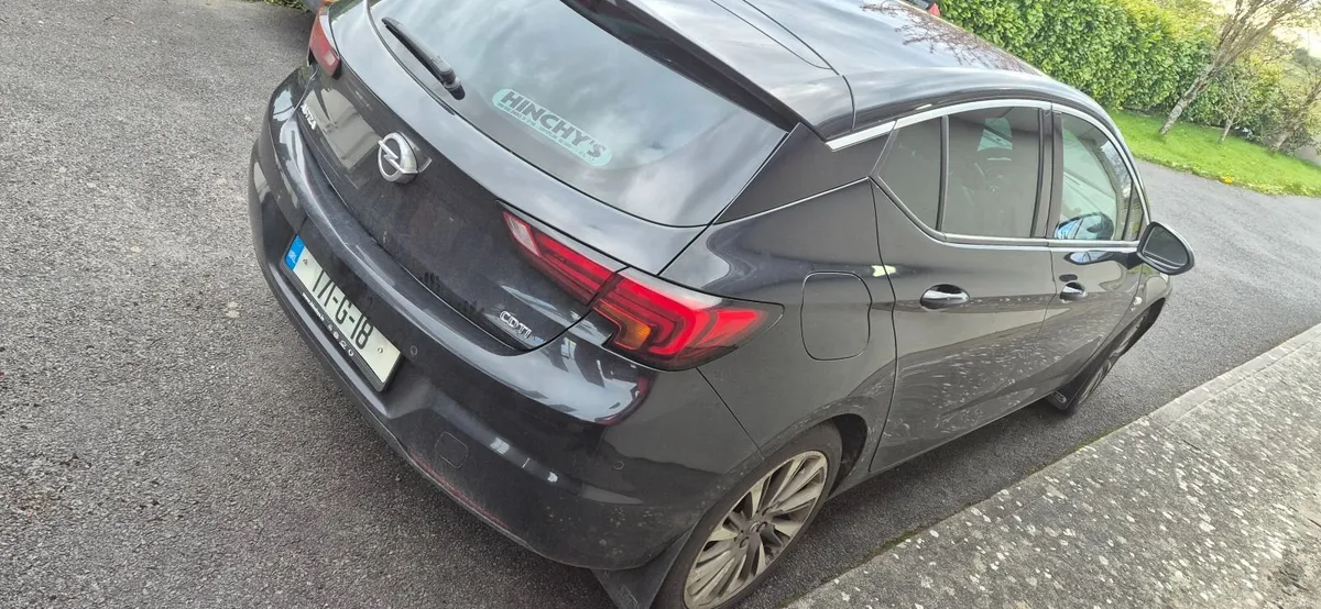 Opel Astra 2017 - Image 2