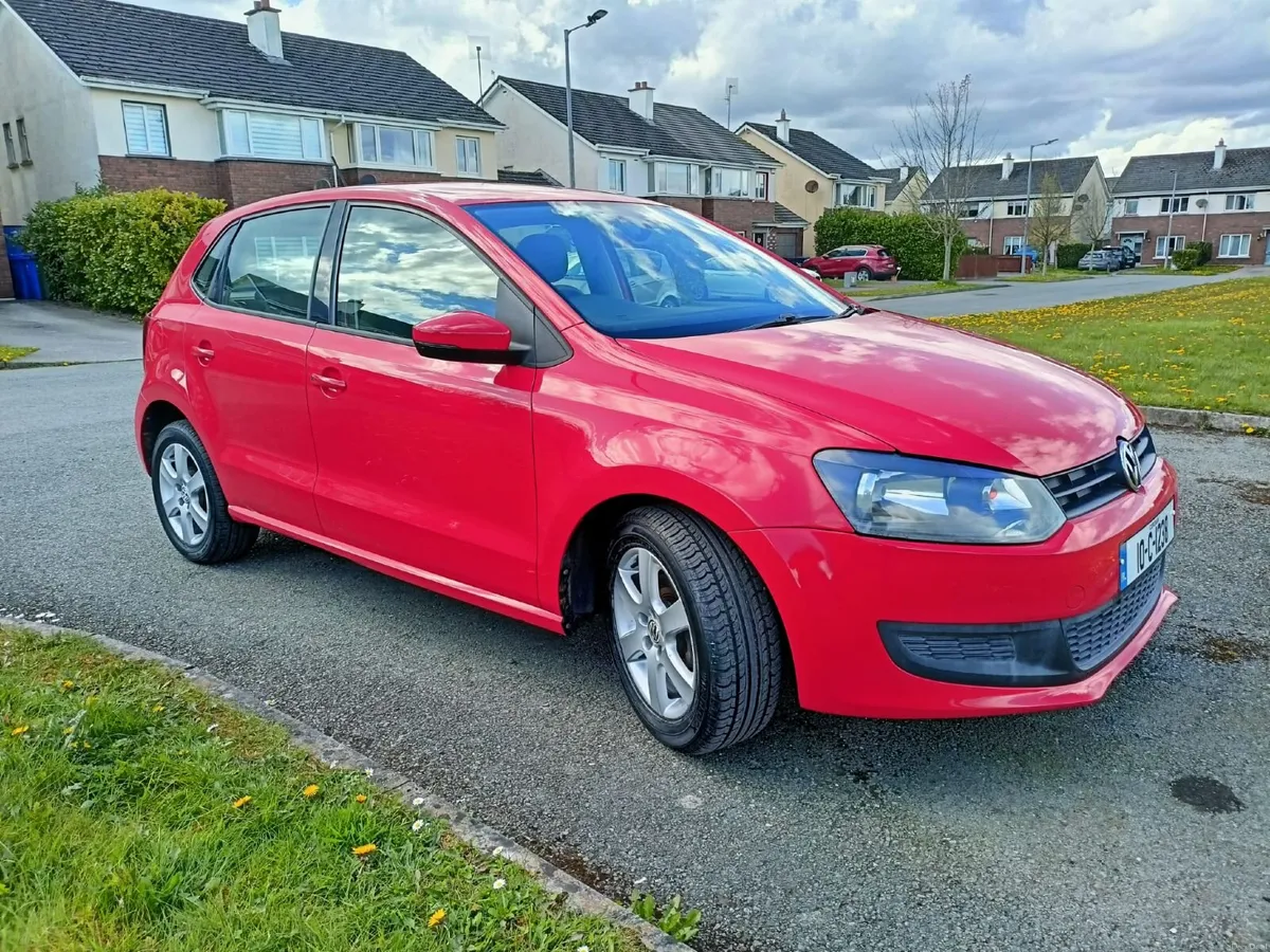 Volkswagen Polo 2010 - Image 1