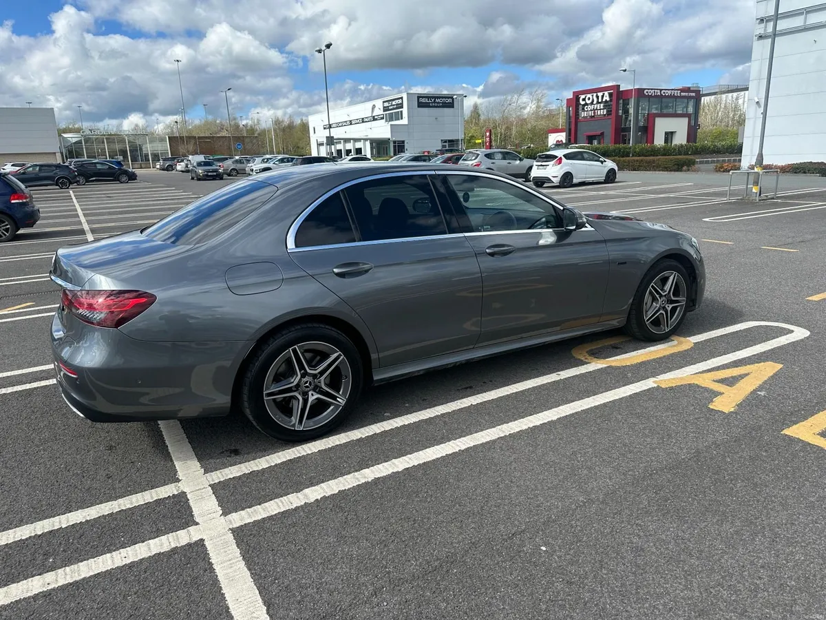 2021 Mercedes-Benz E300de AMG Line (High spec) - Image 4