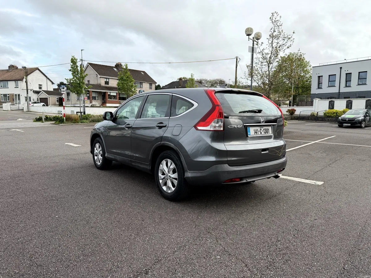 Honda CRV Mint Condition - Image 4