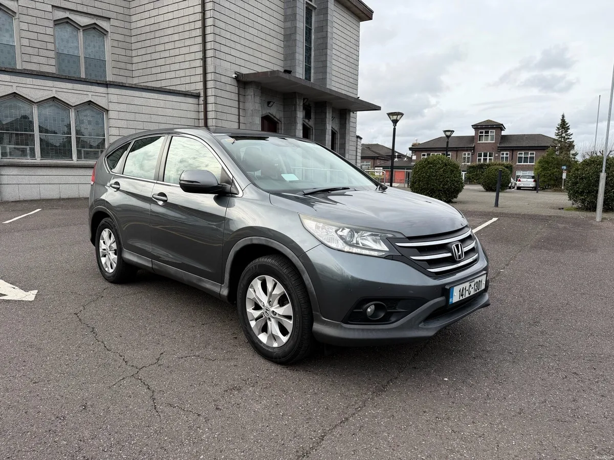 Honda CRV Mint Condition - Image 1