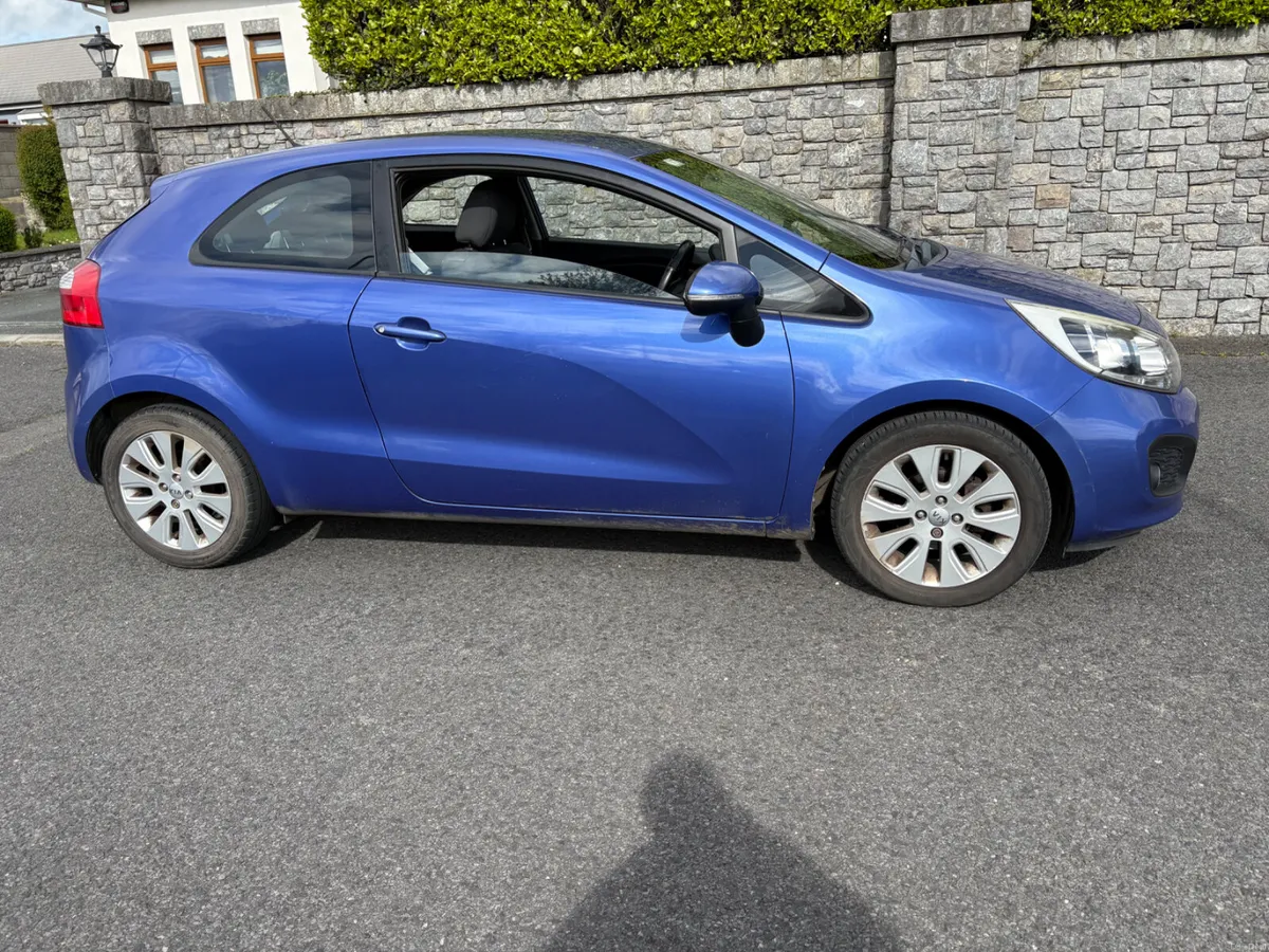 132-Kia-Rio-1.25 -3 door - Image 4
